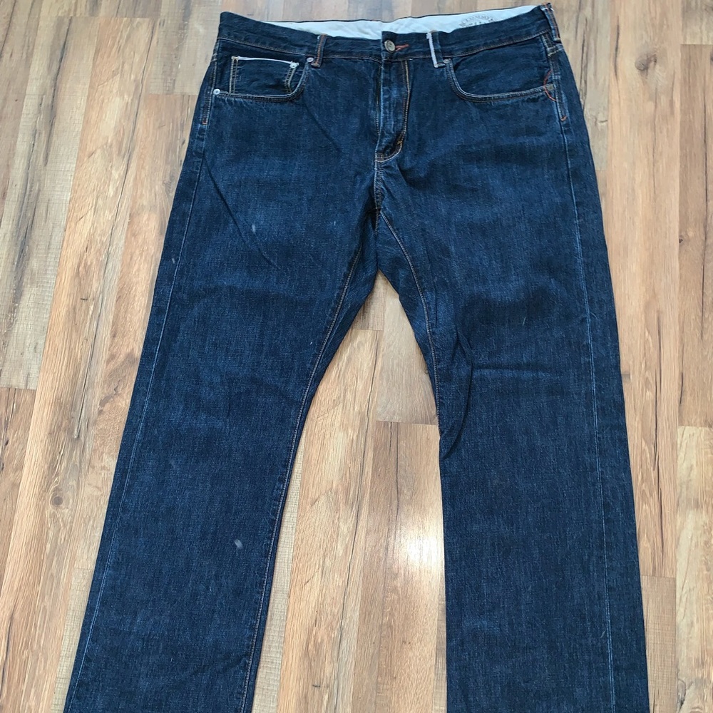 Tommy Bahama men’s jeans